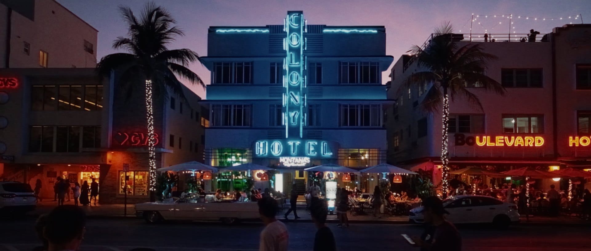 Neon hotel, night — Nx 3‑Strip 3.0